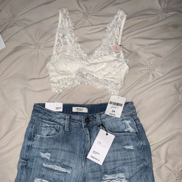 Distressed denim boyfriend shorts size 24 (0,XS) - Picture 3 of 6